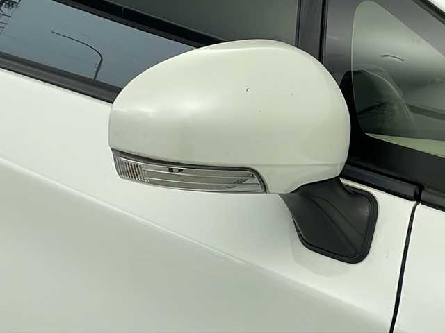 トヨタ プリウス S 愛知県 2014(平26)年 6.3万km スーパーホワイトⅡ 社外ナビ/プッシュスタート/オートライト/電動格納ミラー/前後ドライブレコーダー/ETC/フォグランプ/社外フロアマット