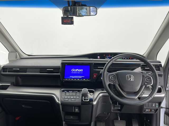 ホンダ ステップワゴン スパーダ eHEV G EXホンダS 長野県 2020(令2)年 5.6万km プラチナホワイトパール 純正9インチナビ&フルセグTV&CD&DVD&USB&BT/ホンダセンシング/アダプティブクルーズコントロール/レーンキープアシスト/車線逸脱警報/衝突軽減ブレーキ/先行車発進告知/標識認識機能/社外前後ドライブレコーダー/両側パワースライドドア/ハーフレザーシート/ステアリングスイッチ/2列目サンシェード/バックカメラ/ビルトインETC2.0/LEDヘッドライト/オートライト/電動格納ミラー/ウィンカーミラー/ドアミラーヒーター/電動ホールド/ブレーキホールド/純正16インチAW装着/純正フロアマット/純正ドアバイザー/プッシュスタート/スマートキー