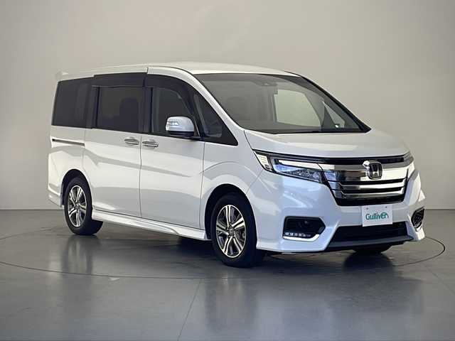 ホンダ ステップワゴン スパーダ eHEV G EXホンダS 長野県 2020(令2)年 5.6万km プラチナホワイトパール 純正9インチナビ&フルセグTV&CD&DVD&USB&BT/ホンダセンシング/アダプティブクルーズコントロール/レーンキープアシスト/車線逸脱警報/衝突軽減ブレーキ/先行車発進告知/標識認識機能/社外前後ドライブレコーダー/両側パワースライドドア/ハーフレザーシート/ステアリングスイッチ/2列目サンシェード/バックカメラ/ビルトインETC2.0/LEDヘッドライト/オートライト/電動格納ミラー/ウィンカーミラー/ドアミラーヒーター/電動ホールド/ブレーキホールド/純正16インチAW装着/純正フロアマット/純正ドアバイザー/プッシュスタート/スマートキー