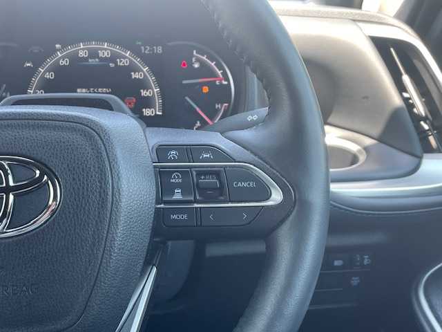 トヨタ ヴォクシー S－Z 静岡県 2022(令4)年 1.6万km グリッターブラックガラスフレーク ●ナビ付純正ディスプレイオーディオ/(Bluetooth)/●ハーフレザーシート/●D＋N席シートヒーター/●全方位カメラ/●パーキングアシスト/●レーダークルーズコントロール/●ブラインドスポットモニター/●衝突被害軽減システム/●レーンキープアシスト/●前後コーナーセンサー/●電動パーキングブレーキ/●オートブレーキホールド/●二眼LEDライト/●オートライト/●オートマチックハイビーム/●革巻きステアリング/●ステアリングヒーター/●ステアリングスイッチ/●ETC/●前後ドライブレコーダー/●電動リアゲート/●レベライザー/●ドアバイザー/●スマートキー/●プッシュスタート/●純正１７インチアルミホイール/●W＋サイドSRS＋ABS/●車両取扱説明書/●ディスプレイオーディオ取扱説明書