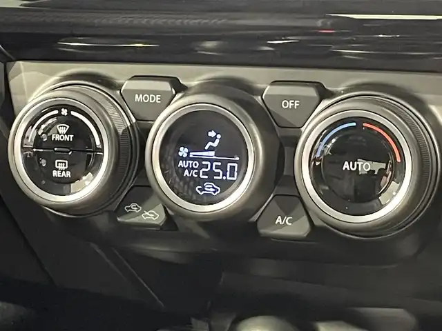 スズキ スイフト RS 愛知県 2018(平30)年 1.3万km プレミアムシルバーメタリック 純正８インチナビ/衝突軽減ブレーキ/レーダークルーズコントロール/車線逸脱警報/シートヒーター/パドルシフト/前後ドライブレコーダー/ビルトインＥＴＣ/バックカメラ/アクセサリーソケット/純正16インチアルミホイール/純正フロアマット/ＬＥＤヘッドライト