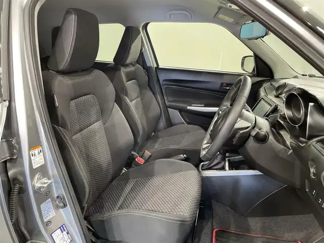 スズキ スイフト RS 愛知県 2018(平30)年 1.3万km プレミアムシルバーメタリック 純正８インチナビ/衝突軽減ブレーキ/レーダークルーズコントロール/車線逸脱警報/シートヒーター/パドルシフト/前後ドライブレコーダー/ビルトインＥＴＣ/バックカメラ/アクセサリーソケット/純正16インチアルミホイール/純正フロアマット/ＬＥＤヘッドライト