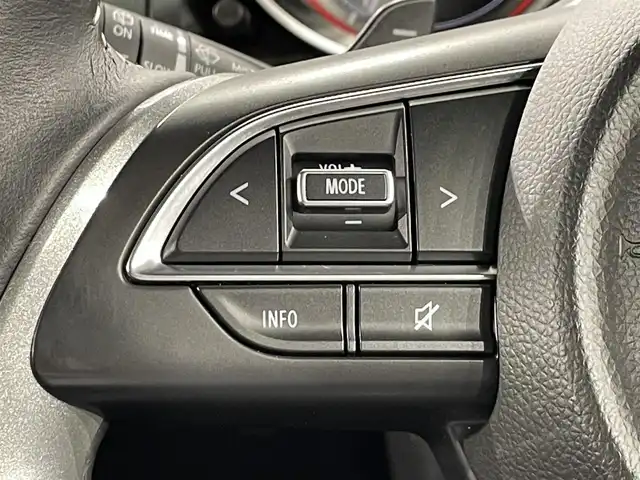 スズキ スイフト RS 愛知県 2018(平30)年 1.3万km プレミアムシルバーメタリック 純正８インチナビ/衝突軽減ブレーキ/レーダークルーズコントロール/車線逸脱警報/シートヒーター/パドルシフト/前後ドライブレコーダー/ビルトインＥＴＣ/バックカメラ/アクセサリーソケット/純正16インチアルミホイール/純正フロアマット/ＬＥＤヘッドライト