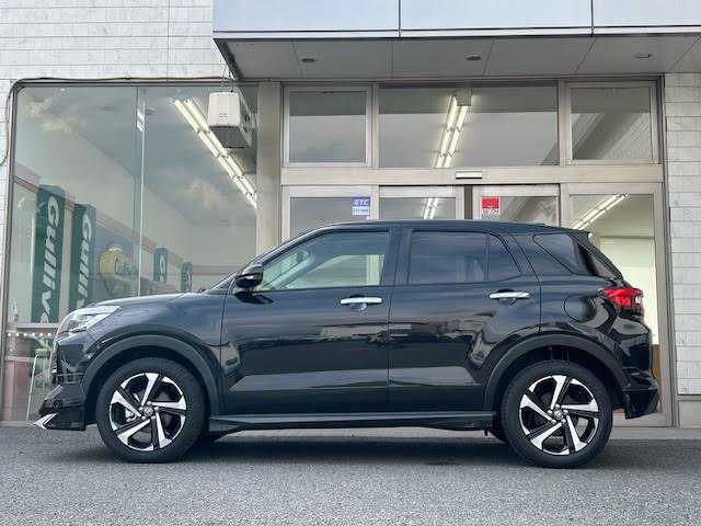 トヨタ ライズ Z 埼玉県 2025(令7)年 0.2万km ブラックマイカメタリック 純正ディスプレイオーディオ/パノラミックビューモニター/モデリスタエアロ/ETC/ドライブレコーダー/レーダークルーズコントロール/シートヒーター/プリクラッシュセーフティシステム/横滑り防止装置/保証書/取扱説明書/スペアキー