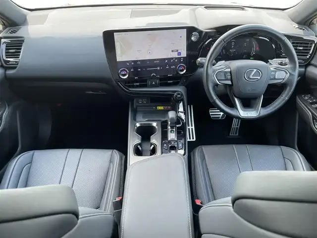 レクサス ＮＸ 350h Fスポーツ 群馬県 2022(令4)年 1.9万km グラファイトブラックガラスフレーク 純正14型ディスプレイオーディオ/　ナビ/BTオーディオ/Miracast/USB/フルセグTV/ムーンルーフ/セーフティシステムプラス/全方位カメラ/レザーシート（運転席メモリー付シート）/ヘッドアップディスプレイ/デジタルインナーミラー/シートヒーター/シートクーラー/ステアリングヒーター/前後ドライブレコーダー/パワーバックドア/置くだけ充電/ハンドルヒーター/パドルシフト/BSM/ブラインドスポットモニター/ETC2.0/3眼LEDヘッドライト/フォグランプ/オートライト/ステアリングスイッチ/新車保証書/記録簿（R7.5/R7.2/R&.6/R5.12/R5.7/R4.11/R4.11）