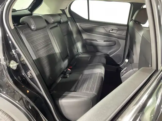 ホンダ ＷＲ－Ｖ Z+ 神奈川県 2024(令6)年 0.7万km クリスタルブラックパール 純正9型メモリナビゲーション【LXM-242ZFNi】/AM FM Bluetooth AppleCarPlay AndroidAuto USB/バックカメラ/ホンダセンシング/衝突軽減ブレーキ/誤発進抑制機能/後方誤発進抑制機能/近距離衝突軽減ブレーキ/歩行者事故低減ステアリング/路外逸脱抑制機能/アダプティブクルーズコントロール/車線維持支援システム/先行車発進お知らせ機能/標識認識機能/パーキングセンサーシステム/ETC/前後ドライブレコーダー/ハーフレザーシート/革巻きステアリング/ステアリングリモコン/パドルシフト/純正フロアマット/LEDヘッドライト/オートライト/フォグランプ/ヘッドライトレベライザー/電動格納ミラー/ウィンカーミラー/純正17インチアルミホイール/ルーフレール/スマートキー