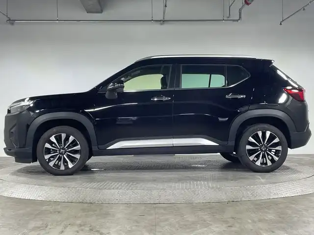ホンダ ＷＲ－Ｖ Z+ 神奈川県 2024(令6)年 0.7万km クリスタルブラックパール 純正9型メモリナビゲーション【LXM-242ZFNi】/AM FM Bluetooth AppleCarPlay AndroidAuto USB/バックカメラ/ホンダセンシング/衝突軽減ブレーキ/誤発進抑制機能/後方誤発進抑制機能/近距離衝突軽減ブレーキ/歩行者事故低減ステアリング/路外逸脱抑制機能/アダプティブクルーズコントロール/車線維持支援システム/先行車発進お知らせ機能/標識認識機能/パーキングセンサーシステム/ETC/前後ドライブレコーダー/ハーフレザーシート/革巻きステアリング/ステアリングリモコン/パドルシフト/純正フロアマット/LEDヘッドライト/オートライト/フォグランプ/ヘッドライトレベライザー/電動格納ミラー/ウィンカーミラー/純正17インチアルミホイール/ルーフレール/スマートキー