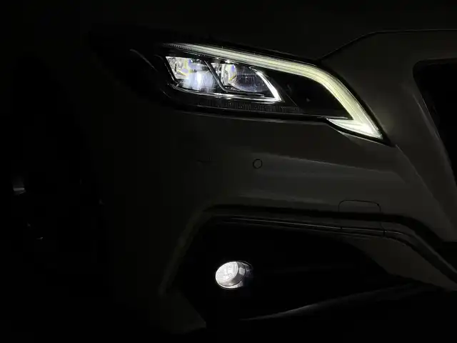 トヨタ クラウン ハイブリッド RS アドバンス 群馬県 2019(令1)年 7.2万km ホワイトパールクリスタルシャイン ムーンルーフ/ブラインドスポットモニター/リアクロストラフィックアラート/AC100V電源/－－－－－－－－－－－－－/純正8インチナビ/（フルセグTV/BT/Miracast/USB/CD/DVD/SD/AUX/AM/FM）/－－－－－－－－－－－－－/ムーンルーフ　BSM　純正8インチナビ　バックカメラ　トヨタセーフティセンス　レザーシート　シートヒーター/ベンチレーション　前席パワーシート　ETC2.0　