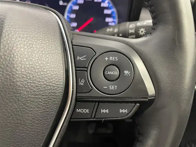 トヨタ クラウン ハイブリッド RS アドバンス 群馬県 2019(令1)年 7.2万km ホワイトパールクリスタルシャイン ムーンルーフ/ブラインドスポットモニター/リアクロストラフィックアラート/AC100V電源/－－－－－－－－－－－－－/純正8インチナビ/（フルセグTV/BT/Miracast/USB/CD/DVD/SD/AUX/AM/FM）/－－－－－－－－－－－－－/ムーンルーフ　BSM　純正8インチナビ　バックカメラ　トヨタセーフティセンス　レザーシート　シートヒーター/ベンチレーション　前席パワーシート　ETC2.0　