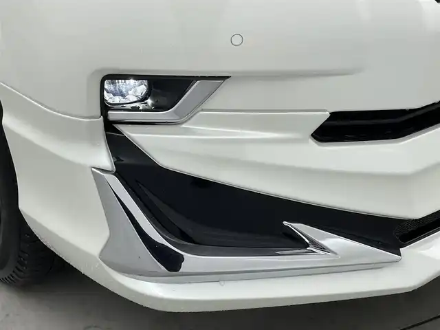 トヨタ ランドクルーザー プラド TX 福井県 2023(令5)年 1.7万km ホワイトパールクリスタルシャイン ・4WD/・サンルーフ/・ルーフレール/・モデリスタエアロ/・ブラックエディション用18インチAW/・トヨタセーフティセンス/・プリクラッシュセーフティ/・レーダークルーズコントロール/・社外9インチSDナビ/(DVD.CD.SD.Bluetooth.フルセグTV)/・バックカメラ/・LEDオートライト/オートハイビーム/・ETC/・トノカバー/・スペアキー×1/・取説/保証書