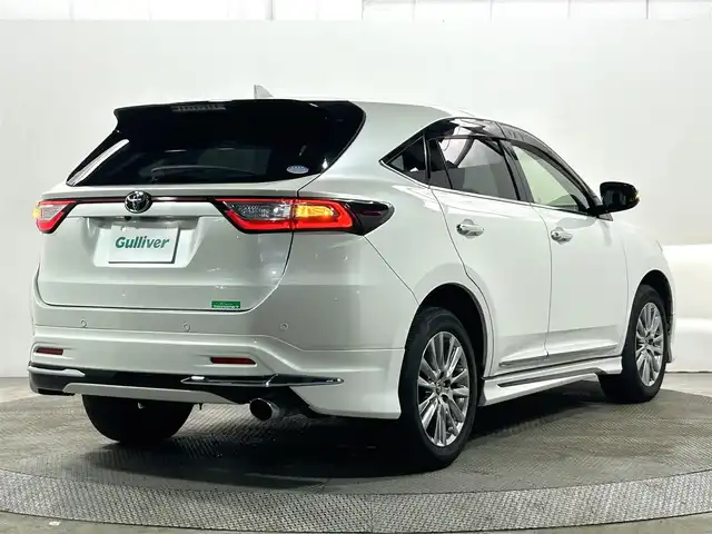 トヨタ ハリアー プレミアム 大阪府 2018(平30)年 4万km ホワイトパールクリスタルシャイン モデリスタエアロ 純正9incナビTV バックカメラ ハーフレザー 電動リアゲート レーダークルコン 衝突軽減ブレーキ レーンアシスト オートハイビーム スマートキー プッシュスタート 前後ドライブレコーダー ETC