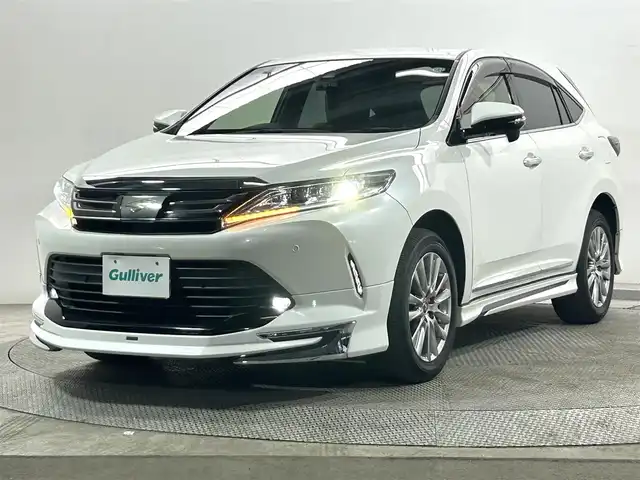 トヨタ ハリアー プレミアム 大阪府 2018(平30)年 4万km ホワイトパールクリスタルシャイン モデリスタエアロ 純正9incナビTV バックカメラ ハーフレザー 電動リアゲート レーダークルコン 衝突軽減ブレーキ レーンアシスト オートハイビーム スマートキー プッシュスタート 前後ドライブレコーダー ETC