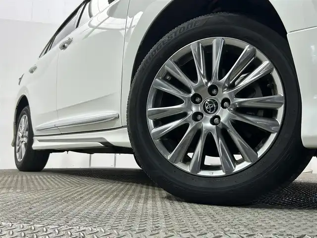 トヨタ ハリアー プレミアム 大阪府 2018(平30)年 4万km ホワイトパールクリスタルシャイン モデリスタエアロ 純正9incナビTV バックカメラ ハーフレザー 電動リアゲート レーダークルコン 衝突軽減ブレーキ レーンアシスト オートハイビーム スマートキー プッシュスタート 前後ドライブレコーダー ETC
