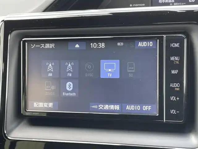 トヨタ エスクァイア ハイブリッド Gi 東京都 2021(令3)年 3万km スパークリングブラックパールクリスタルシャイン トヨタセーフティセンス/純正ナビ（NSZT-W68T）/Bluetooth/CD/DVD/バックカメラ/ETC2.0/フルセグテレビ/前後ドライブレコーダー（DC-DR652）/純正フロアマット/レザーシート/シートヒーターD+N席/両側パワースライドドア/15インチアルミホイール/前後コーナーセンサー/純正LEDヘッドライト/オートライト/オートマチックハイビーム