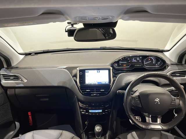 プジョー ２０８ GT ライン アイスエディション 新潟県 2016(平28)年 1.9万km 白 240台限定車/純正ディスプレイオーディオ/ETC/ドライブレコーダー/ハーフレザーシート/専用17インチアルミホイール/専用エンブレム/バッジ/フロアマット