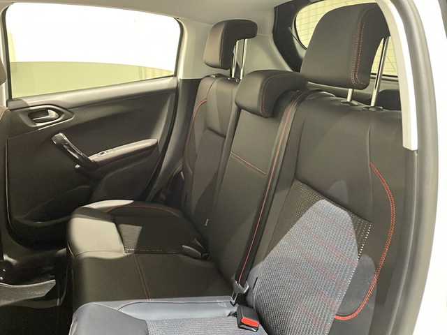 プジョー ２０８ GT ライン アイスエディション 新潟県 2016(平28)年 1.9万km 白 240台限定車/純正ディスプレイオーディオ/ETC/ドライブレコーダー/ハーフレザーシート/専用17インチアルミホイール/専用エンブレム/バッジ/フロアマット