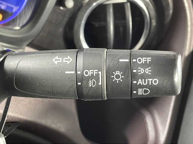ホンダ Ｎ ＯＮＥ プレミアム Lパッケージ 沖縄県 2013(平25)年 9.5万km プレミアムディープロッソパール 県外仕入れ/禁煙車/純正ナビ[VXM-128C]/（CD AM FM）/バックモニター/スマートキー/スペアキー/バックモニター/ベンチシート/14インチアルミホイール/ABS/盗難防止装置/電動格納ミラー