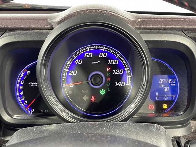 ホンダ Ｎ ＯＮＥ プレミアム Lパッケージ 沖縄県 2013(平25)年 9.5万km プレミアムディープロッソパール 県外仕入れ/禁煙車/純正ナビ[VXM-128C]/（CD AM FM）/バックモニター/スマートキー/スペアキー/バックモニター/ベンチシート/14インチアルミホイール/ABS/盗難防止装置/電動格納ミラー