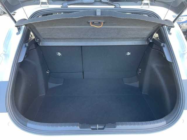 トヨタ カローラ スポーツ G 青森県 2019(令1)年 2.2万km ホワイトパールクリスタルシャイン ４WD/純正ナビ(BT/フルセグ/DVD/CD/ラジオ)/寒冷地仕様/ステアリングヒーター/バックカメラ/フロントワイパーデアイサー/トヨタプリクラッシュセーフティ/アダプティブクルーズコントロール/オートマチックハイビーム/レーンアシスト/オートライト/LEDヘッドライト/ETC/ヘッドライトレベライザー/ドライブレコーダー(前方)/新車時保証書/取扱説明書