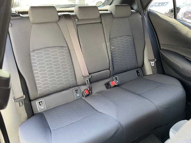 トヨタ カローラ スポーツ G 青森県 2019(令1)年 2.2万km ホワイトパールクリスタルシャイン ４WD/純正ナビ(BT/フルセグ/DVD/CD/ラジオ)/寒冷地仕様/ステアリングヒーター/バックカメラ/フロントワイパーデアイサー/トヨタプリクラッシュセーフティ/アダプティブクルーズコントロール/オートマチックハイビーム/レーンアシスト/オートライト/LEDヘッドライト/ETC/ヘッドライトレベライザー/ドライブレコーダー(前方)/新車時保証書/取扱説明書