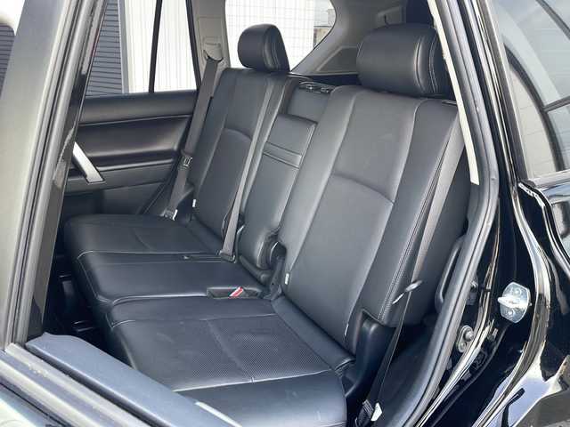 トヨタ ランドクルーザー プラド TX Lパッケージ ブラックED 道東・釧路十勝 2021(令3)年 4.2万km ブラック ・4WD/・7人乗り/・JAOS製BATTLEZ リフトアップセット/・9型ディスプレイオーディオ＋T-コネクトナビキット/（AM/FM/BT/USB/Miracast/フルセグTV）/・スーパーライブサウンドシステム/・Toyota Safety Sense/・マルチテレインモニター/・ブラインドスポットモニター/・レーダークルーズコントロール/・クリアランスソナー/・黒レザーシート/・パワーシート/シートヒーター/エアシート/・ルーフレール/・ルーフキャリア/・サイドステップ/・ヒッチメンバー/・リアラダー/・オートハイビーム/・LEDヘッドライト/・ビルトインETC 2.0