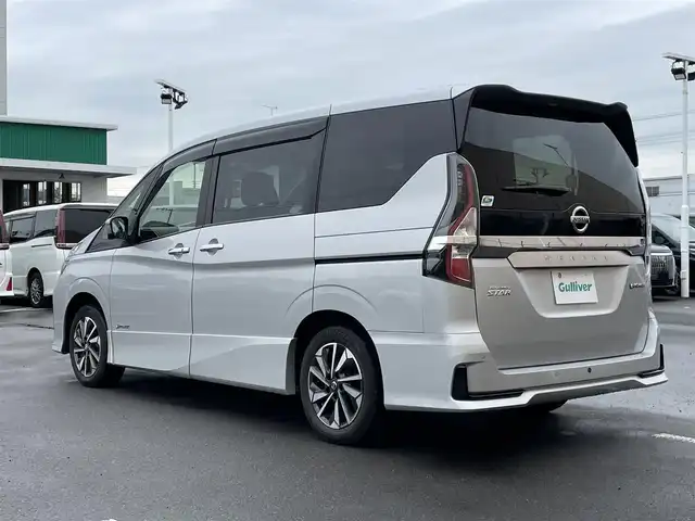 日産 セレナ e－パワー ハイウェイスター V 東京都 2020(令2)年 5.7万km ブリリアントシルバー ＴＶ　/Ｂｌｕｅｔｏｏｔｈ　/両側電動スライドドア　/アラウンドビューモニター　/エマージェンシーブレーキ　/ＬＥＤヘッドライト　/シートヒーター/ステアリングヒーター/LEDヘッドライト