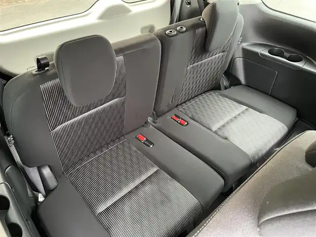日産 セレナ e－パワー ハイウェイスター V 東京都 2020(令2)年 5.7万km ブリリアントシルバー ＴＶ　/Ｂｌｕｅｔｏｏｔｈ　/両側電動スライドドア　/アラウンドビューモニター　/エマージェンシーブレーキ　/ＬＥＤヘッドライト　/シートヒーター/ステアリングヒーター/LEDヘッドライト