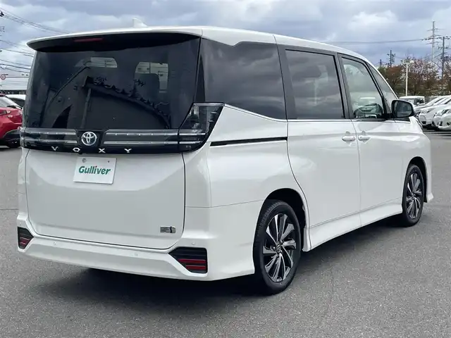 トヨタ ヴォクシー ハイブリッド S－Z 山形県 2025(令7)年 0.1千km ホワイトパールクリスタルシャイン トヨタセーフティセンス/純正ディスプレイオーディオ/　　【CD　DVD　BT　フルセグ　USB】/バックカメラ/両側パワースライドドア/レーダークルーズコントロール/LEDオートライト/ハーフレザーシート/シートヒーター/純正17インチアルミホイール/100V電源/コーナーセンサー/リアオートエアコン/ステアリングスイッチ/スマートキー/ETC2.0
