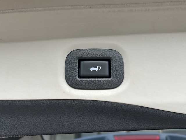 日産 エクストレイル 20Xtt エマージェンシーブレーキ 静岡県 2017(平29)年 9.3万km ダークブルー 純正SDナビ/・CD/・DVD/・フルセグＴＶ/・Bluetooth/・AM/・FM/主要装備/・ルーフキャリア/・衝突軽減/・レーンキープ/・クルコン/・コーナーセンサー後/・全方位カメラ/・BSM/・パワーバックドア/・レザーシート/・シートヒーターD/N席/・ステリモ/・LEDヘッドライト/・オートライト/・TVキャンセラー/・ヒーテッドドアミラー/・ワンオーナー