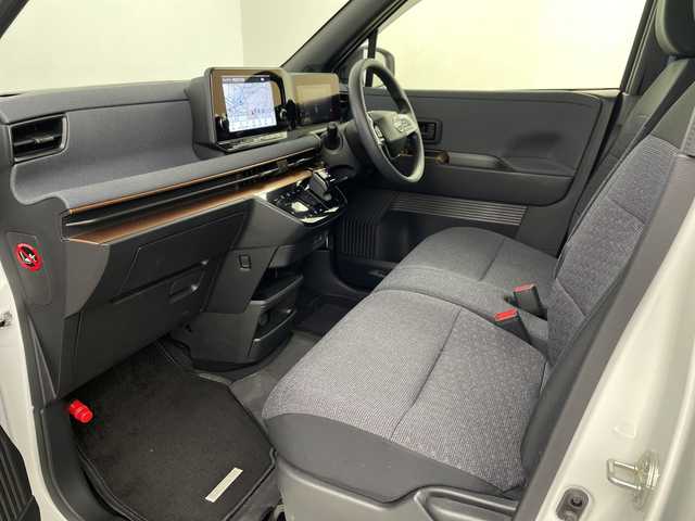 日産 サクラ G 埼玉県 2023(令5)年 1.7万km アメジストブラック/シルキーホワイト 純正ナビ/(Bluetooth/USB/Apple Car Play/AM/FM)/地デジフルセグ/全方位カメラ/前後ドライブレコーダー/プロパイロット/e-pedal/ドライブモードセレクト/オートブレーキホールド/電子パーキングシステム/オートブレーキホールド/運転席・助手席シートヒーター/ステアリングヒーター/プッシュスタート/ステアリングリモコン/フロント・リヤフォグ/純正フロアマット/純正ドアバイザー/純正14インチアルミホイール