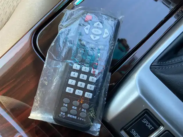 トヨタ マークＸ 250G リラックスセレクション 静岡県 2010(平22)年 8.6万km ホワイトパールクリスタルシャイン 純正HDDナビ/　AM FM　CD DVD HDD　AUX/ETC/バックカメラ/ドライブレコーダー前後/前席パワーシート/MTモード付AT/HIDヘッドライト/フロントフォグランプ/純正フロアマット/CDチェンジャー/ドアバイザー/プッシュスタート/エンジンスターター付/ドアバイザー