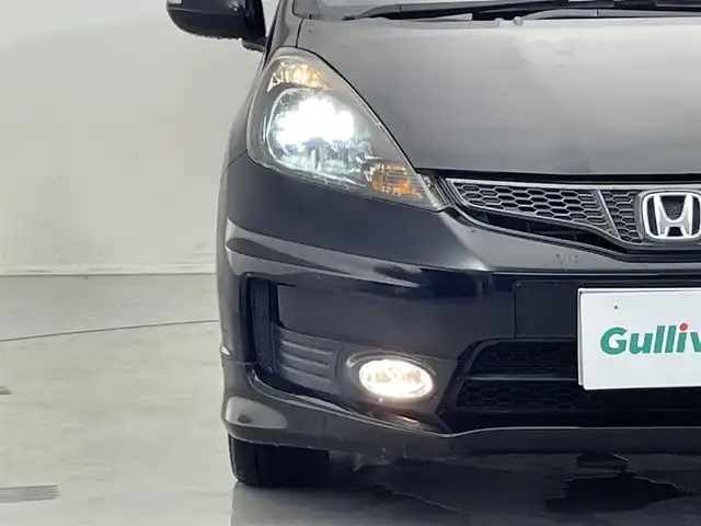 ホンダ フィット RS 滋賀県 2011(平23)年 6.5万km クリスタルブラックパール ビルトインETC/本革巻きステアリング/パドルシフト/ステアリングスイッチ/ドライブレコーダー/電動格納ミラー/ドアバイザー/リアワイパー/純正フロアマット/純正16インチアルミホイール/スペアキー/リモコンキー