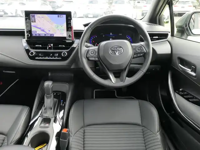 トヨタ カローラツーリング ダブルバイビー 千葉県 2021(令3)年 2.1万km ホワイトパールクリスタルシャイン Toyota Safety Sense/・プリクラッシュセーフティ/・レーンディパーチャーアラート/・オートハイビーム/・レーダークルーズコントロール/・ブラインドスポットモニタリング/・RCTA（リヤクロストラフィックアラート）/ハーフレザーシート/純正コネクティッドナビ/地デジTV/【Bluetooth接続】/バックカメラ/ドライブレコーダー（DC-DR652）/革巻きステアリング/ステアリングスイッチ/ETC（2.0）/LEDヘッドライト/フォグライト/ウインカーミラー/コーナーセンサー/純正17インチアルミホイル/サイド/カーテンエアバッグ/スマートキー