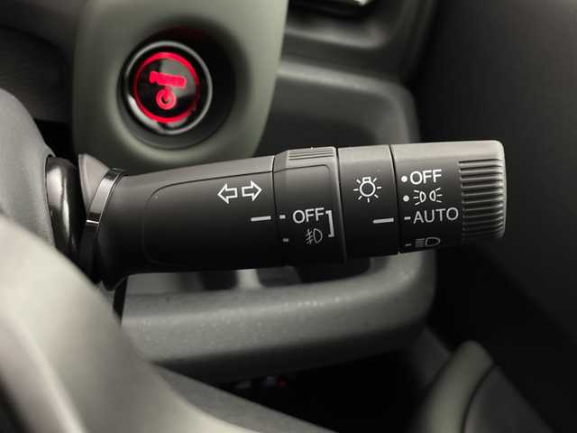 ホンダ フリード ハイブリット e:HEV クロスター 愛知県 2025(令7)年 0.1千km プラチナホワイトパール 登録済未使用車/純正9インチメモリナビ　LXM-242ZFNI/フルセグTV/USB/BT/AM/FM/Apple Car Play/Android Auto/バックカメラ/ハーフレザーシート/シートヒーター　D/N席/ホンダセンシング/衝突軽減ブレーキ（CMBS/車線維持支援システム（LKAS/路外逸脱抑制機能/先行車発進お知らせ機能/渋滞追従機能付アダプティブクルーズコントロール（ACC/オートハイビーム（AHB/誤発進抑制機能/ブラインドスポットインフォメーション（BSI/標識認識/リアクーラー機能/スマートキー/プッシュスタート/ルーフレール/USBポート/革巻きステアリング/LEDオートライト/LEDフォグランプ/電動格納ミラー/純正15インチAW