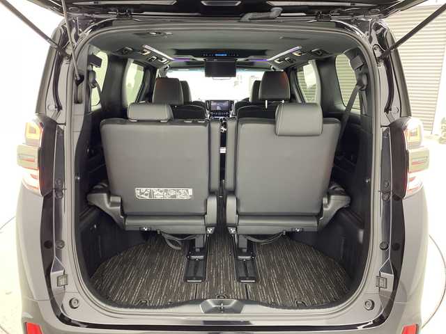 トヨタ ヴェルファイア Z ゴールデンアイズ 三重県 2021(令3)年 2.8万km スパークリングブラックパールクリスタルシャイン /禁煙車//純正10.5ナビ//JBLサウンド//全方位カメラ//ツインムーンルーフ//純正13インチ後席モニター//モデリスタエアロ//デジタルインナーミラー//シグネチャーライト//パワーバックドア//シーケンシャルウインカー//ブレーキホールド//トヨタセーフティセンス//レーダークルーズコントロール//BSM//純正ビルトインETC//両側パワースライドドア//パワーバックドア//純正前後ドラレコ//リアクロストラフィックアラーム//WAC//Blu-ray再生可能