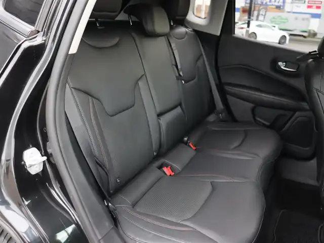 クライスラー・ジープ ジープ コンパス リミテッド 宮城県 2018(平30)年 3.1万km 黒 純正ナビＴＶ/・フルセグ・ＢＴ・ＵＳＢ・ＡＵＸ/ドライブアシスタンス/・衝突警告/・レーンセンス/・ブラインドスポット/・前後パークセンサー/アダプティブクルーズコントロール/バックカメラ/ビーツプレミアムサウンド/アクティブパークセンス/ブラックレザーシート/Ｄ席メモリー機能付きパワーシート/左右シートヒーター/ドライブモードセレクト/オートライト/オートハイビーム/純正１８インチＡＷ/デュアルオートエアコン