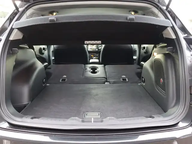 クライスラー・ジープ ジープ コンパス リミテッド 宮城県 2018(平30)年 3.1万km 黒 純正ナビＴＶ/・フルセグ・ＢＴ・ＵＳＢ・ＡＵＸ/ドライブアシスタンス/・衝突警告/・レーンセンス/・ブラインドスポット/・前後パークセンサー/アダプティブクルーズコントロール/バックカメラ/ビーツプレミアムサウンド/アクティブパークセンス/ブラックレザーシート/Ｄ席メモリー機能付きパワーシート/左右シートヒーター/ドライブモードセレクト/オートライト/オートハイビーム/純正１８インチＡＷ/デュアルオートエアコン