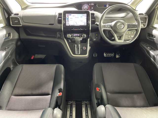 日産 セレナ ハイウェイスター Vセレクション 神奈川県 2017(平29)年 6.5万km インペリアルアンバーP 純正９インチナビ（MM517D-L）/(CD/DVD/BD/BT/フルセグ)/アラウンドビューモニター/純正フリップダウンモニター　/両側パワースライドドア　/ビルトインＥＴＣ　/純正アルミホイール/アイドリングストップ　/スマートキー　/オートライト　/ＬＥＤヘッドライト　/社外前方ドライブレコーダー　/純正１６インチAW/シートリフター/ドアバイザー/社外フロアマット/Wエアバッグ/ABS
