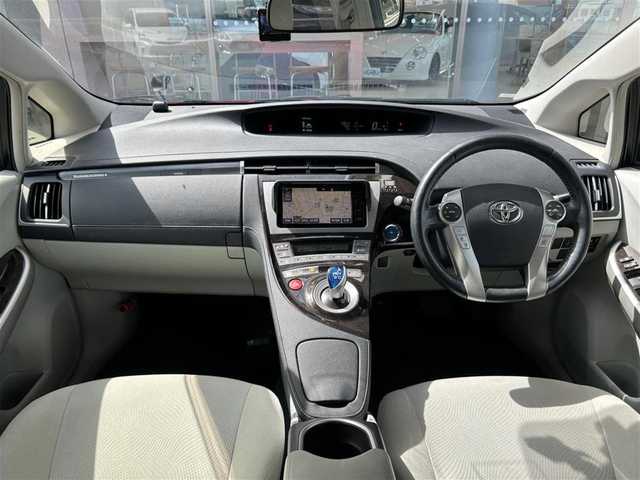 トヨタ プリウス ＰＨＶ S 岐阜県 2014(平26)年 3.3万km レッドマイカメタリック (株)IDOMが運営する【じしゃロン多治見店】の自社ローン専用車両になります。こちらは現金またはオートローンご利用時の価格です。自社ローンご希望の方は別途その旨お申付け下さい。/純正ナビ/　(CD/DVD/Bluetooth/SD)/バックカメラ/盗難防止装置/全席オートパワーウィンドウ/前席シートヒーター/ステアリングヒーター/前方ドライブレコーダー/ウィンカーミラー/プッシュスタート/ETC/純正ホイール