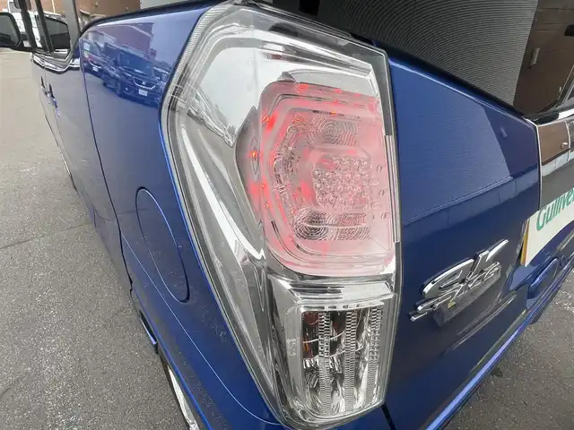 三菱 ｅＫスペース カスタムT セーフティプラスED 秋田県 2018(平30)年 4.2万km ライトニングブルーマイカ 4WD/ターボ/純正メモリナビ/　【フルセグ/CD/DVD/USB/SD/BT/MSV】/バックカメラ・全周囲カメラ/純正エンジンスターター/装着：社外AWスタッドレスタイヤ 155/65/R14/車載：純正AWサマータイヤ 　　　165/55/R15/ステアリングスイッチ/クルーズコントロール/運転席シートヒーター/両側パワースライドドア/LEDヘッドライト（AUTO機能付き）・フォグランプ/オートマチックハイビーム/アイドリングストップ/衝突軽減システム/横滑り防止機能/レーンキープアシスト/パーキングアシスト/コーナーセンサー/リアサーキュレーター/リアサンシェード/純正フロアマット/純正ドアバイザー