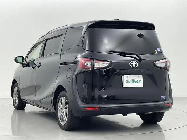 トヨタ シエンタ G クエロ 熊本県 2021(令3)年 4.8万km ブラックマイカ 純正7型SDナビNSZT-W68T(フルセグTV・CD・DVD・BT・SD)/前後ドライブレコーダー/両側パワースライドドア/ビルトインETC/バックモニター/トヨタセーフティーセンス/・プリクラッシュセーフティ/・レーンディパーチャーアラート/・オートハイビーム/・パーキングサポートブレーキ/・レーンキープアシスト/・先行車発進お知らせ機能/・インテリジェントクリアランスソナー/横滑り防止/アイドリングストップ/前席シートヒーター/ステアリングヒーター/社外フロアマット/純正１５インチAW/オートライト/LEDヘッドライト/フォグライト/スマートキー/プッシュスタート/スペアキー1本