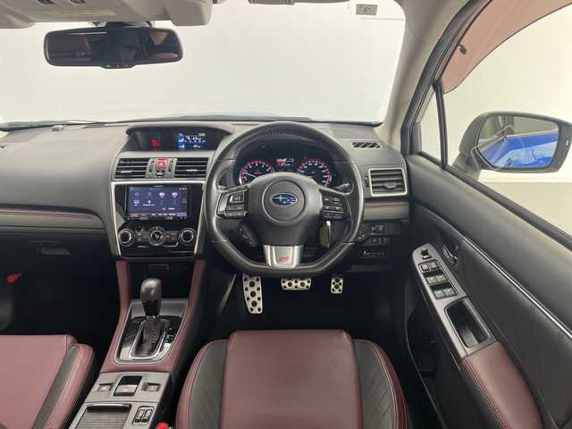 スバル レヴォーグ 1．6STIスポーツアイサイト 愛知県 2017(平29)年 4.1万km WRブルーパール 純正SDナビ/4WDターボ/アイサイト/・レーダークルーズコントロール/・衝突被害軽減ブレーキ/・アクティブレーンキープ/・誤発進抑制機能/・先行車発進告知/・車線逸脱警報/フルセグＴＶ/バックカメラ/ipod/AUX/Bluetooth/USB/パドルシフト/LEDオートヘッドライト/レザーシート/パワーシート/シートヒーター/純正アルミホイール/ビルトインETC/スマートキー×2