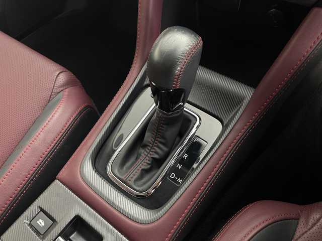 スバル レヴォーグ 1．6STIスポーツアイサイト 愛知県 2017(平29)年 4.1万km WRブルーパール 純正SDナビ/4WDターボ/アイサイト/・レーダークルーズコントロール/・衝突被害軽減ブレーキ/・アクティブレーンキープ/・誤発進抑制機能/・先行車発進告知/・車線逸脱警報/フルセグＴＶ/バックカメラ/ipod/AUX/Bluetooth/USB/パドルシフト/LEDオートヘッドライト/レザーシート/パワーシート/シートヒーター/純正アルミホイール/ビルトインETC/スマートキー×2