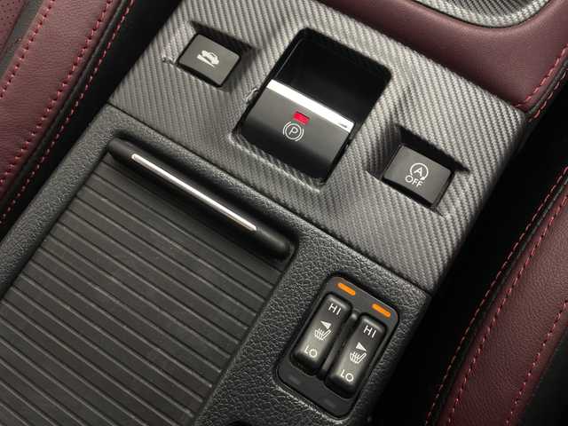 スバル レヴォーグ 1．6STIスポーツアイサイト 愛知県 2017(平29)年 4.1万km WRブルーパール 純正SDナビ/4WDターボ/アイサイト/・レーダークルーズコントロール/・衝突被害軽減ブレーキ/・アクティブレーンキープ/・誤発進抑制機能/・先行車発進告知/・車線逸脱警報/フルセグＴＶ/バックカメラ/ipod/AUX/Bluetooth/USB/パドルシフト/LEDオートヘッドライト/レザーシート/パワーシート/シートヒーター/純正アルミホイール/ビルトインETC/スマートキー×2