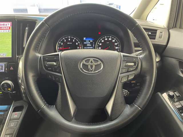 トヨタ アルファード S 滋賀県 2019(令1)年 4.6万km ブラック 禁煙車/アルパイン11型ナビ/CD/DVD/Bluetooth/HDMI/フルセグTV/バックカメラ/ETC/後席モニター/前後ドラレコ/シートカバー/電動パーキング/オートホールド/LED/オートライト/オートハイビーム/プリクラッシュセーフティ（PCS）/レーンディパーチャーアラート（LDA）/レーダークルーズコントロール（全車速追従機能付き）/オートマチックハイビーム（AHB）/ロードサインアシスト（RSA）/純正アルミホイール