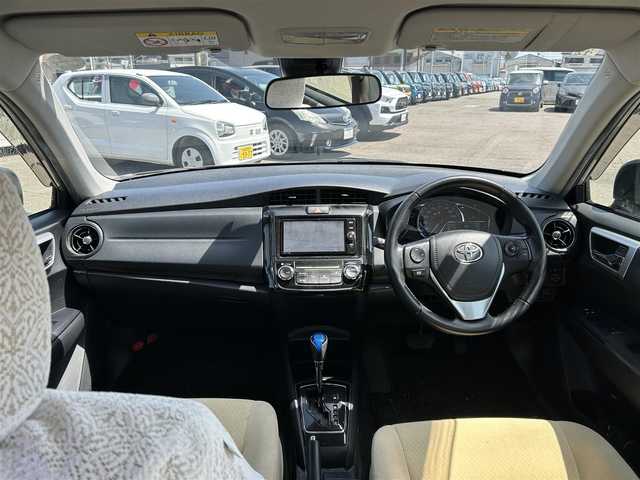 トヨタ カローラ アクシオ ハイブリッドG 愛知県 2016(平28)年 3.8万km メローシルバーメタリック 純正７インチナビ/フルセグＴＶ/ＣＤ／ＤＶＤ再生/Ｂｌｕｅｔｏｏｔｈ/ＳＤ/衝突軽減ブレーキ/バックカメラ/純正ビルトインＥＴＣ/ステアリングスイッチ/ナノイー搭載オートエアコン/プッシュスタート/電動格納ミラー