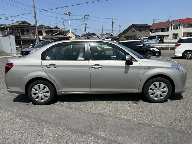 トヨタ カローラ アクシオ ハイブリッドG 愛知県 2016(平28)年 3.8万km メローシルバーメタリック 純正７インチナビ/フルセグＴＶ/ＣＤ／ＤＶＤ再生/Ｂｌｕｅｔｏｏｔｈ/ＳＤ/衝突軽減ブレーキ/バックカメラ/純正ビルトインＥＴＣ/ステアリングスイッチ/ナノイー搭載オートエアコン/プッシュスタート/電動格納ミラー