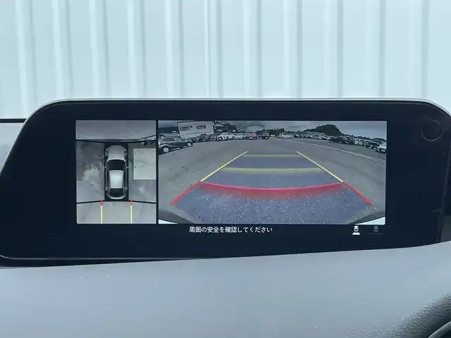 マツダ マツダ３ファストバック 20S プロアクティブ ツーリングS 愛媛県 2022(令4)年 0.8万km スノーフレイクホワイトパールマイカ 360°セーフティパッケージ/衝突被害軽減ブレーキ/レーンキープアシスト/クリアランスソナー/ブラインドスポットモニター/純正10.25インチナビ/　CD/DVD/Bluetooth/HDMI/フルセグTV/全周囲/バックカメラ/ビルトインETC/プッシュスタート/D席パワーシート(メモリー付)/前席シートヒーター/ステアリングヒーター/革巻きステアリング/ステアリングスイッチ/パドルシフト/オートライト/LEDヘッドライト/スポーツモード/フロアマット