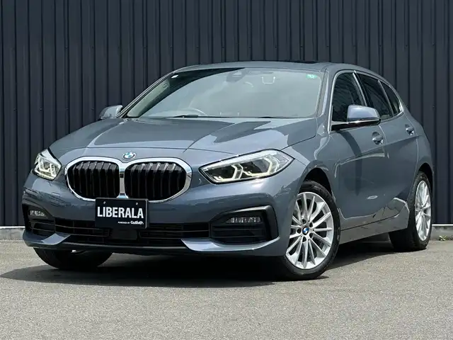 ＢＭＷ ＢＭＷ １１８ｄ プレイ エディションジョイ+ 福島県 2020(令2)年 3.9万km グレー 外装色：ストームベイ（C3N）/ワンオーナー/パノラマサンルーフ/黒革シート/パワーシート/シートヒーター /インテリジェントセーフティ/純正ナビ/バックカメラ/AppleCarPlay/コンフォートアクセス/ミラー一体型ETC/電動リアゲート/ワイヤレスチャージ/LEDヘッドライト/オートホールド /コーナーセンサー /レインセンサー /アンビエントライト /トノカバー/純正17インチAW/取扱説明書/保証書