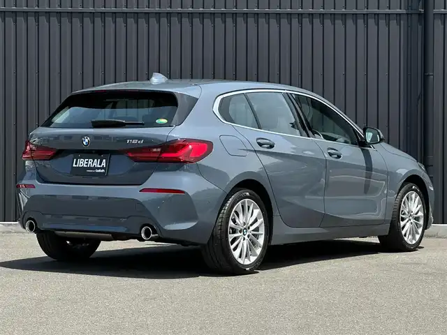 ＢＭＷ ＢＭＷ １１８ｄ プレイ エディションジョイ+ 福島県 2020(令2)年 3.9万km グレー 外装色：ストームベイ（C3N）/ワンオーナー/パノラマサンルーフ/黒革シート/パワーシート/シートヒーター /インテリジェントセーフティ/純正ナビ/バックカメラ/AppleCarPlay/コンフォートアクセス/ミラー一体型ETC/電動リアゲート/ワイヤレスチャージ/LEDヘッドライト/オートホールド /コーナーセンサー /レインセンサー /アンビエントライト /トノカバー/純正17インチAW/取扱説明書/保証書